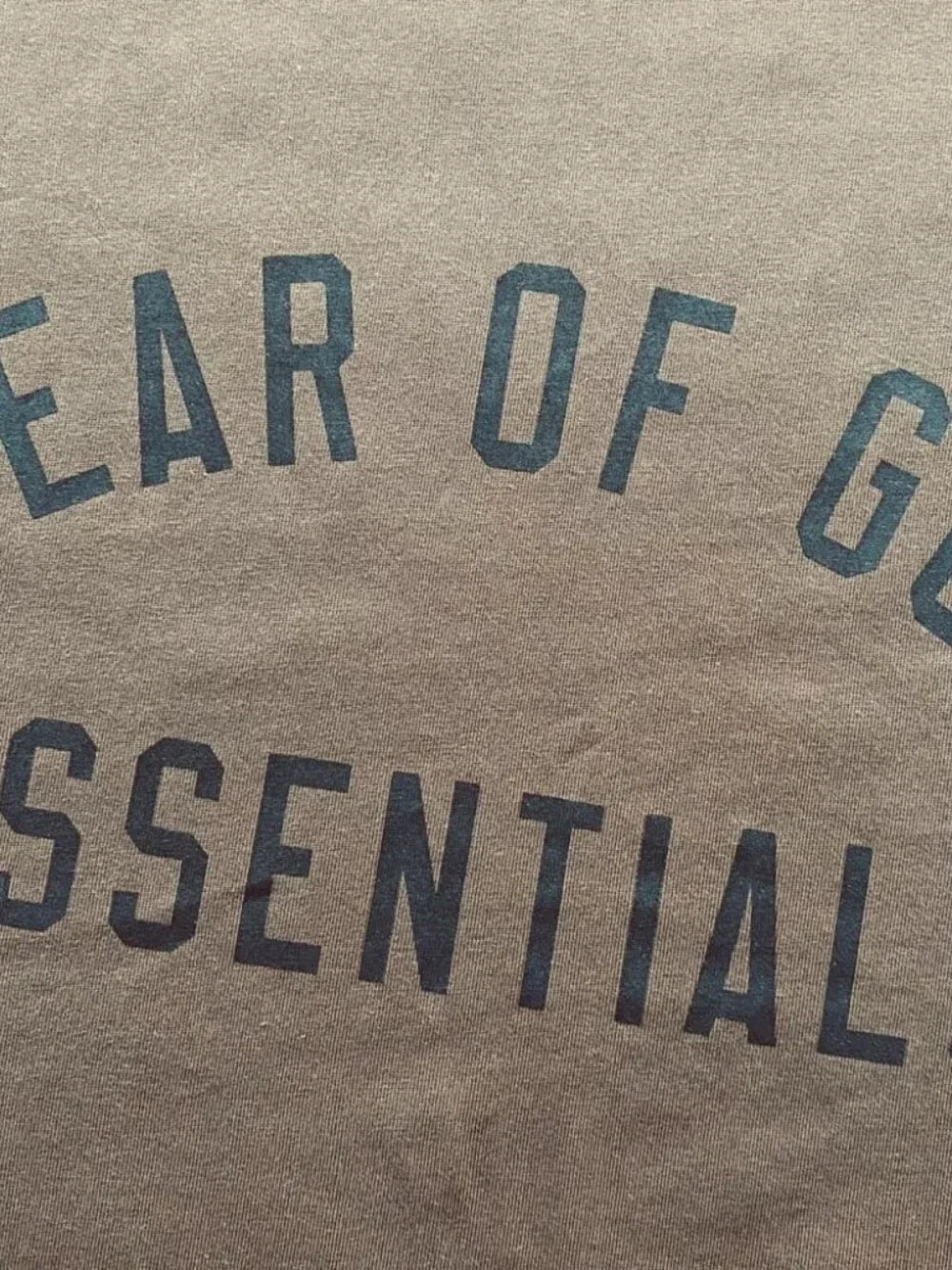 Fear of God Essentials Khaki T-Shirt & Shorts Set Men's M